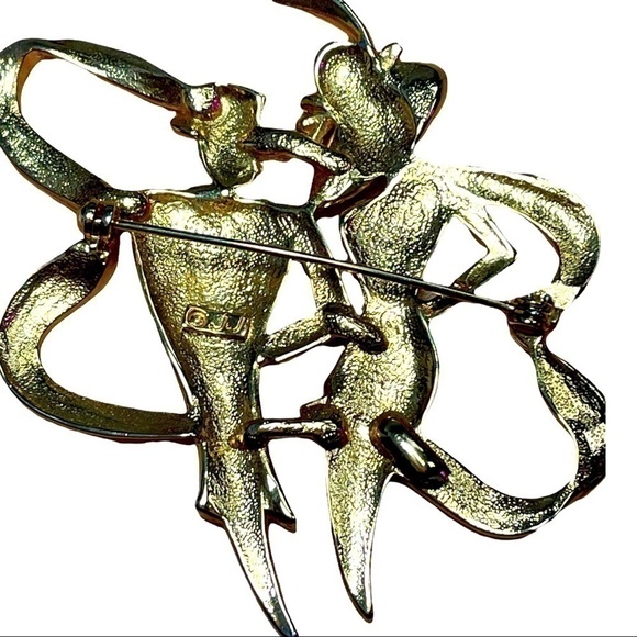 𝅺J.J. Brooch, Dressed up couple, vintage, 1980’s or 1990’s, Excellent condition - Picture 4 of 5